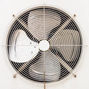 Guida all'acquisto e all'installazione di aspiratori industriali